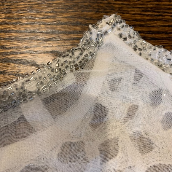 Solitaire Beach Beaded coverup - Picture 6 of 7